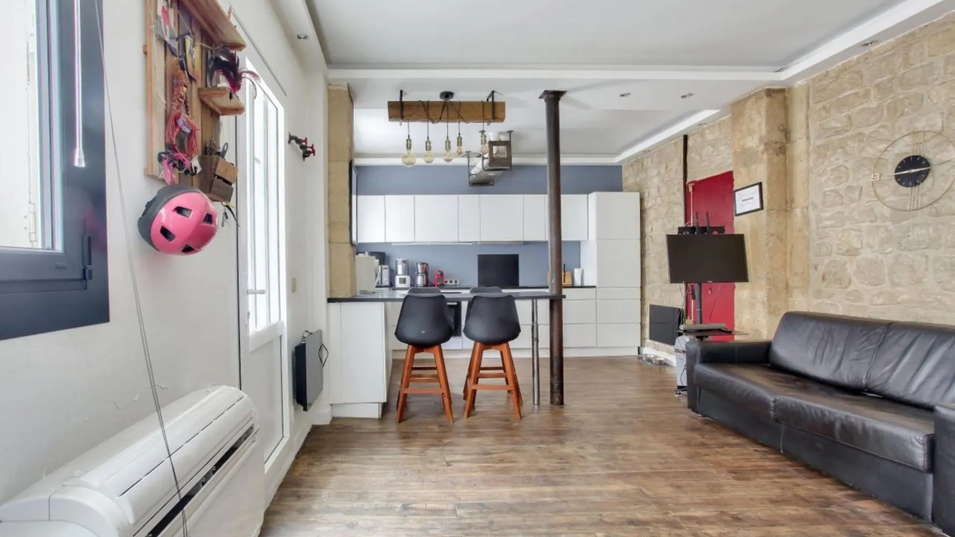 Spacious Of 100 M In Souplex * Paris
